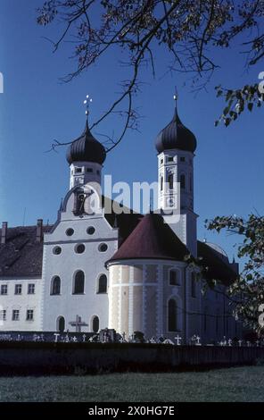 L'église du monastère de allant Benedict [traduction automatique] Banque D'Images