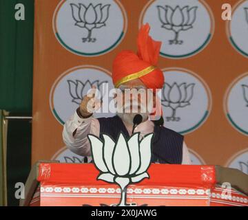 Jammu, Inde. 12 avril 2024. Le premier ministre indien Narendra Modi prend la parole lors d'un rassemblement politique en vue de l'élection de Lok Sabha dans le district d'Udhampur. (Crédit image : © Firdous Nazir/eyepix via ZUMA Press Wire) USAGE ÉDITORIAL SEULEMENT! Non destiné à UN USAGE commercial ! Crédit : ZUMA Press, Inc/Alamy Live News Banque D'Images