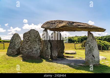 Pentre Ifan, tombeau portail mégalithique de la période néolithique, Pembrokeshire, pays de Galles, Grande-Bretagne, Europe Banque D'Images