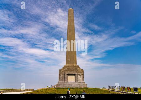 Obélisque du Monument de la patrouille de Douvres au Cap Blanc-nez sur la Côte d'Opale ou Côte d'Opale, France Banque D'Images