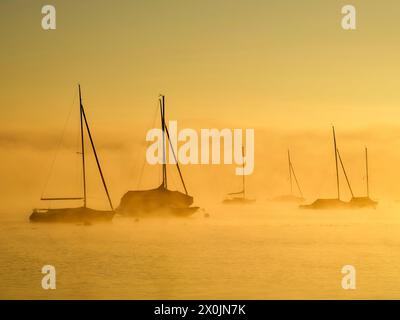 Aube à Dießen am Ammersee Banque D'Images
