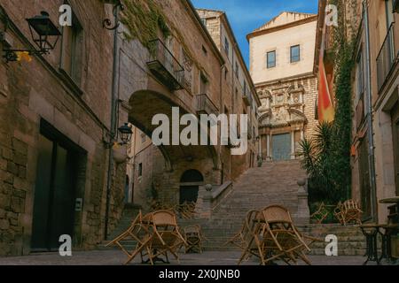 Les marches Saint Dominique (Sant-Domenec) dans la vieille ville de Gérone Banque D'Images