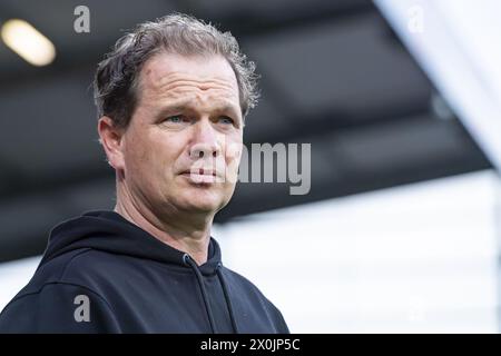 Emmen, pays-Bas. 12 avril 2024. EMMEN, Stadium Oude Meerdijk, 12-04-2024, saison 2023/2024, Dutch Keuken Kampioen Divisie pendant le match Emmen - MVV FC Emmen coach Marc Hegeman crédit : Pro Shots/Alamy Live News Banque D'Images