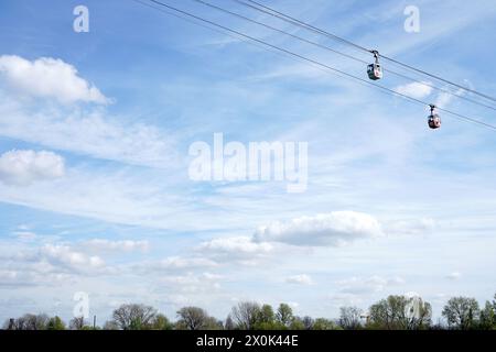 Téléphérique à travers le Rhin Banque D'Images