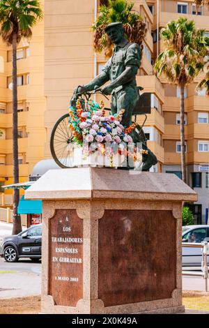 Monument au travailleur transfrontalier. La Línea de la Concepción, Cádiz, Andalucía Espagne, Europe Banque D'Images