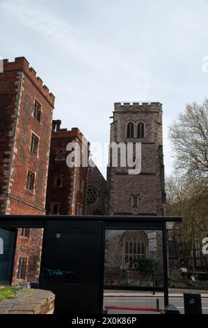 Lambeth Palace et Morton's Tower ; Lambeth, Londres, Royaume-Uni. Ambeth Palace est la résidence officielle londonienne de l'archevêque de Canterbury. Il est situé Banque D'Images