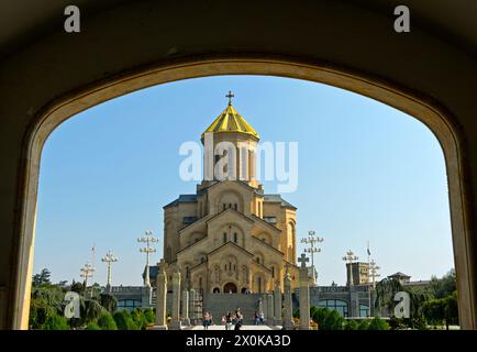 Cathédrale de Sameba, église de la Sainte Trinité, église de la Sainte Trinité, façade ouest, quartier Avlabari, Tbilissi, Tbilissi, Géorgie Banque D'Images