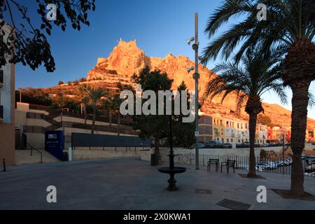 Museo de Aqua, Musée de l'eau, San Roque, quartier, façade de maison, tour de ville, Alicante, Communauté valencienne, Espagne, Banque D'Images