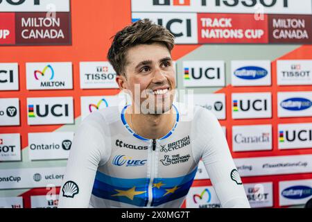 Milton, Canada. 12 avril 2024. Photo par Alex Whitehead/SWpix.com - 12/04/2024 - cyclisme - Coupe des Nations Tissot UCI Track - ronde 3 : Milton - Centre national de cyclisme Mattamy, Milton, Ontario, Canada - finale de poursuite par équipe masculine - Ethan Vernon de Grande-Bretagne crédit : SWpix/Alamy Live News Banque D'Images