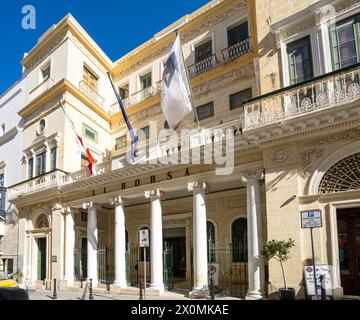 Valletta, Malte, 3 avril 2024. Vue extérieure de l'immeuble la Borsa dans le centre-ville Banque D'Images