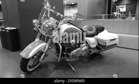 Turin, Italie - 20 juin 2021 : vue d'une moto historique au Musée de l'automobile de Turin Banque D'Images