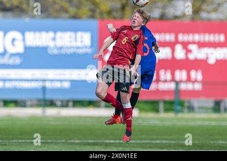 Bilzen, Belgique. 10 avril 2024. Dezitter Siebe (6) de Belgique photographié lors d'un match amical de football entre les équipes nationales de Belgique et des pays-Bas futures des moins de 15 ans, le mercredi 10 avril 2024 à Bilzen, Belgique . Crédit : Sportpix/Alamy Live News Banque D'Images