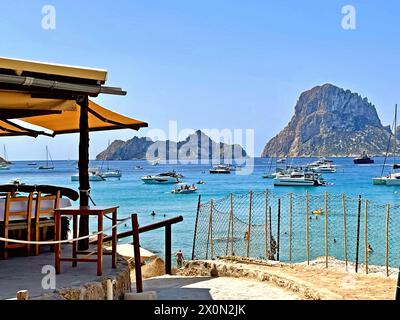 Es Vedra sur la merveilleuse île d'Ibiza, îles Baléares, Espagne Banque D'Images