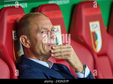 Jess Thorup, entraîneur FCA, manager de l'équipe, dans le match FC AUGSBOURG - 1. FC Union Berlin 2-0 le 12 avril 2024 à Augsbourg, Allemagne. Saison 2023/2024, 1.Bundesliga, FCA, Journée 29, 29.Spieltag photographe : ddp images / STAR-images - LA RÉGLEMENTATION DFL INTERDIT TOUTE UTILISATION DE PHOTOGRAPHIES comme SÉQUENCES D'IMAGES et/ou QUASI-VIDÉO - Banque D'Images