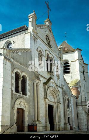 Sancerre labellisé les plus Beaux villages de France. Église notre Dame. Cher Department. Centre-Val de Loire. France. Europe Banque D'Images