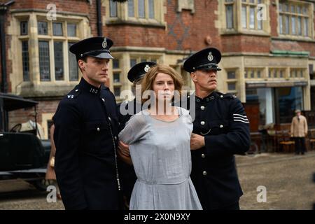 JESSIE BUCKLEY dans WICKED LITTLE LETTERS (2023), réalisé par THEA SHARROCK. Crédit : Blueprint Pictures/South of the River Pictures/Studiocanal/Film4 Productions/People Person Pictures/album Banque D'Images