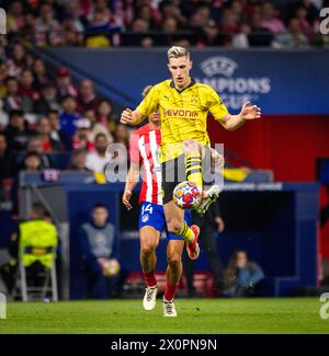 Madrid Espagne. 10 avril 2024. Nico Schlotterbeck (BVB) Atletico Madrid - Borussia Dortmund 10.04.2024 Copyright (nur für journalistische Zwecke) by Banque D'Images