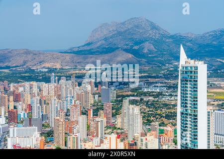 Vue de Benidorm depuis la Creu de Benidorm, Comunidad Valenciana, Alicante district, Costa Blanca, Espagne Banque D'Images