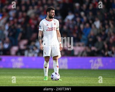 Vitality Stadium, Boscombe, Dorset, Royaume-Uni. 13 avril 2024. Premier League Football, AFC Bournemouth contre Manchester United ; Bruno Fernandes de Manchester United on the ball Credit : action plus Sports/Alamy Live News Banque D'Images
