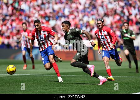 Madrid, Espagne. 13 avril 2024. Savio (Girona) Football/Football : Espagnol 'LaLiga EA Sports' match entre le Club Atletico de Madrid 3-1 Girona FC à l'Estadio Civitas Metropolitano de Madrid, Espagne . Crédit : Mutsu Kawamori/AFLO/Alamy Live News Banque D'Images