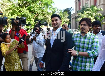 Mumbai, Inde. 13 avril 2024. MUMBAI, INDE - 13 AVRIL : Sahil Khan, acteur de Bollywood, quitte le quartier général de la police de Mumbai après l'interrogatoire dans l'affaire Mahadev App, au bureau du CP, le 13 avril 2024 à Mumbai, en Inde. (Photo de Bhushan Koyande/Hindustan Times/Sipa USA ) crédit : Sipa USA/Alamy Live News Banque D'Images