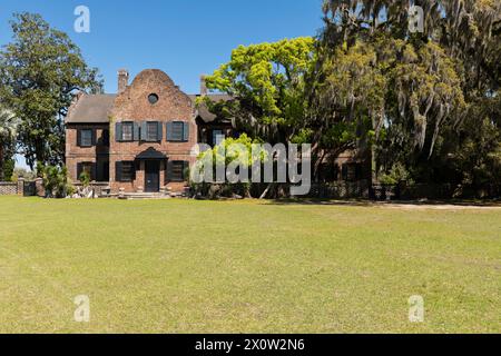 CHARLESTON, Caroline du Sud, États-Unis - 30 mars 2024 : la maison principale Middleton place est une plantation dans le comté de Dorchester, directement de l'autre côté de la rivière Ashley à partir de North Cha Banque D'Images