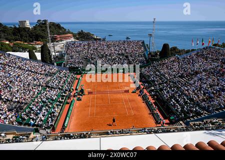 Monaco, Moldavie. 12 avril 2024. Ambiance ambiance vue ou ambiance illustration du centre court Rainier III lors du Rolex Monte-Carlo ATP Masters 1000 le 12 avril 2024 au Monte Carlo Country Club de Roquebrune Cap Martin, France près de Monaco. Photo de Victor Joly/ABACAPRESS.COM crédit : Abaca Press/Alamy Live News Banque D'Images