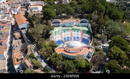 Vue aérienne du magnifique village méditerranéen de Mijas sur la Costa del sol de Malaga, Espagne. Banque D'Images