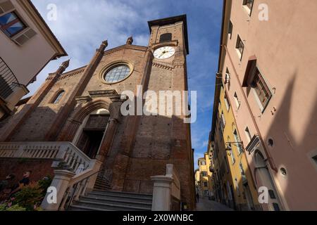 MONCALIERI, ITALIE, 14 MAI 2023 - vue de l'église Santa Maria della Scala dans le centre de Moncalieri, province de Turin, Italie Banque D'Images