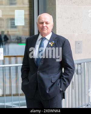 Londres, Angleterre, Royaume-Uni. 14 avril 2024. L'ancien président du Parti conservateur IAIN DUNCAN SMITH est vu devant la BBC alors qu'il apparaît dimanche avec Laura Kuenssberg show. (Crédit image : © Tayfun Salci/ZUMA Press Wire) USAGE ÉDITORIAL SEULEMENT! Non destiné à UN USAGE commercial ! Banque D'Images