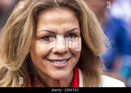 MAASTRICHT - Leontien van Moorsel avant le départ de l'Amstel Gold Race 2024 le 14 avril 2024 à Maastricht, aux pays-Bas. Cette course cycliste d'une journée fait partie de l'UCI WorldTour. ANP MARCEL VAN HOORN Banque D'Images