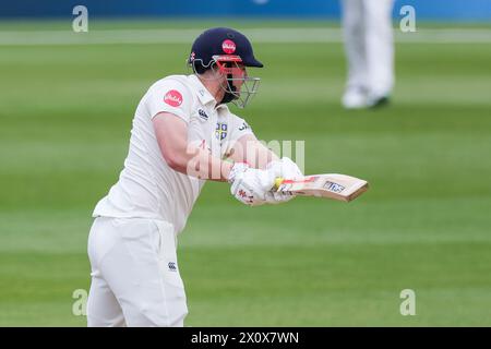 Birmingham, Royaume-Uni. 14 avril 2024. Alex Lees de Durham en action avec la batte lors de la troisième journée du Vitality County Championship Division One match entre Warwickshire CCC et Durham CCC à Edgbaston Cricket Ground, Birmingham, Angleterre le 14 avril 2024. Photo de Stuart Leggett. Utilisation éditoriale uniquement, licence requise pour une utilisation commerciale. Aucune utilisation dans les Paris, les jeux ou les publications d'un club/ligue/joueur. Crédit : UK Sports pics Ltd/Alamy Live News Banque D'Images