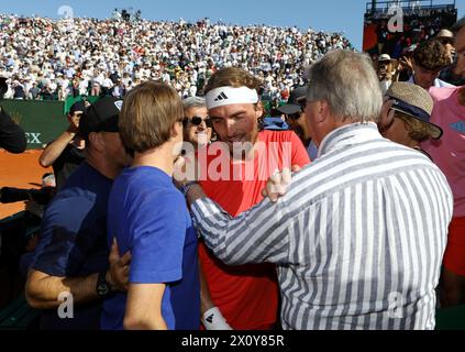 Roquebrune Cap Martin, France. 14 avril 2024. © PHOTOPQR/NICE MATIN/Jean François Ottonello ; Roquebrune-Cap-Martin ; 14/04/2024 ; finale Rolex Monte-Carlo Masters - Stefanos Tsitsipas avec son entourage finale le huitième jour du Rolex Monte-Carlo Masters au Monte-Carlo Country Club le 14 avril 2024 à Monte-Carlo, Monaco crédit : MAXPPP/Alamy Live News Banque D'Images