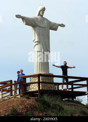 La plus haute statue tchèque de Jésus-Christ inspirée par la statue du Christ à Rio de Janeiro à Uzice, République tchèque, le 13 avril 2024. (CTK photo/Milos Rum Banque D'Images