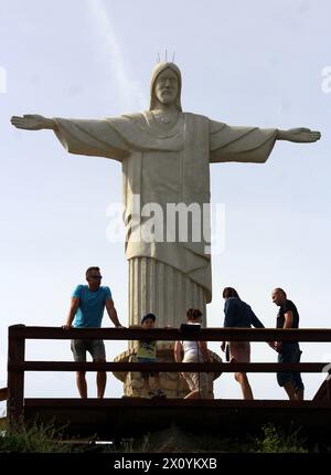 La plus haute statue tchèque de Jésus-Christ inspirée par la statue du Christ à Rio de Janeiro à Uzice, République tchèque, le 13 avril 2024. (CTK photo/Milos Rum Banque D'Images