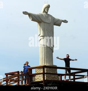 La plus haute statue tchèque de Jésus-Christ inspirée par la statue du Christ à Rio de Janeiro à Uzice, République tchèque, le 13 avril 2024. (CTK photo/Milos Rum Banque D'Images