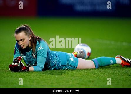 Le gardien de Bristol City Fran Bentley apparaît abattu lors du Barclays Women's Super League match au Mangata Pay UK Stadium de Borehamwood. Date de la photo : dimanche 14 avril 2024. Banque D'Images