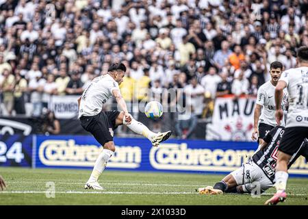 Sao Paulo, Brésil. 14 avril 2024. Romero pendant le match entre Corinthians x Atletico Mineiro valable pour le Championnat brésilien 2024, qui s'est tenu à Arena Corinthians, Sao Paulo, Brésil. (Danilo Fernandes/SPP) crédit : photo de presse SPP Sport. /Alamy Live News Banque D'Images