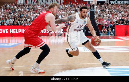 Wurzburg, Allemagne. 14 avril 2024. Wuerzbourg, Ger. 14 avril 2024. f.l. Max Ugrai (paniers de Wuerzburg, 6) et Elias Harris (FC Bayern Muenchen, 20), action, duels, combat pour le ballon, 14.04.2024, GER, Wuerzburg, 14.04.2024, basket-ball, BBL, Wuerzburg Baskets - FC Bayern Muenchen Basketball, crédit : HMB Media/Heiko Becker/Alamy Live News Banque D'Images