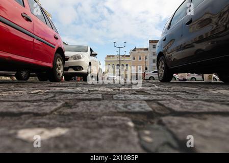 Salvador, Bahia, Brésil - 08 juin 2019 : vue d'une rue dans Pelourinho, carte postale de la ville de Salvador, Bahia. Banque D'Images