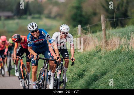 Valkenberg, pays-Bas. 15 avril 2024. Photo par Zac Williams/SWpix.com - 14/04/2024 - cyclisme - Amstel Gold Race 2024 - Louis Vervaeke, Soudal Quickstep. Crédit : SWpix/Alamy Live News Banque D'Images