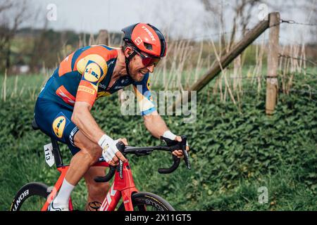 Valkenberg, pays-Bas. 15 avril 2024. Photo par Zac Williams/SWpix.com - 14/04/2024 - cyclisme - Amstel Gold Race 2024 - Bauke Mollema, Lidl Trek. Crédit : SWpix/Alamy Live News Banque D'Images