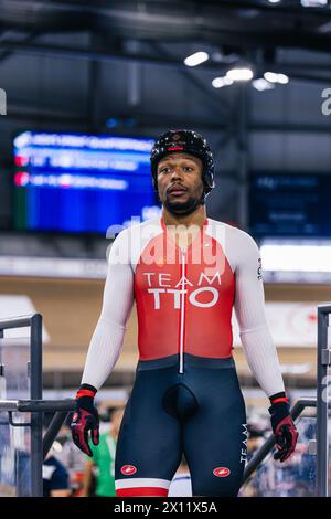 Milton, Canada. 14 avril 2024. Photo par Alex Whitehead/SWpix.com - 14/04/2024 - cyclisme - Coupe des Nations Tissot UCI Track - 3e manche : Milton - Centre national de cyclisme Mattamy, Milton, Ontario, Canada - quarts de finale masculin de sprint - Nicholas Paul de Trinité-et-Tobago crédit : SWpix/Alamy Live News Banque D'Images