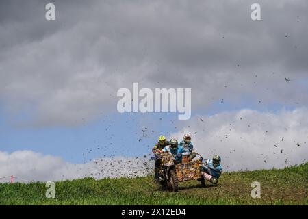 Action du Three Counties Spring Vintage Scramble à Hill End dans le Worcestershire. Date de la photo : dimanche 14 avril 2024. Banque D'Images