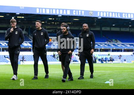 Bradley Collins, gardien de but de Coventry City, Bobby Thomas Coventry City, Jay Dasilva Kasey Palmer, Coventry City, Liam Kitching, de Coventry City, avant le Sky Bet Championship match Andrew's @ Knighthead Park, Birmingham. Date de la photo : samedi 13 avril 2024. Banque D'Images