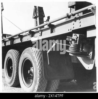 TRANSPORTEURS DE CHARS ET VÉHICULES - transporteur de chars de 20 tonnes 'Mack' W.D. No.L.770073 , Armée britannique Banque D'Images