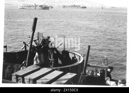 L'OPÉRATION TORCH, NOVEMBRE 1942 - Royal Navy et US Navy dans le port d'Alger, 9 novembre 1942 Royal Navy, US Navy Banque D'Images