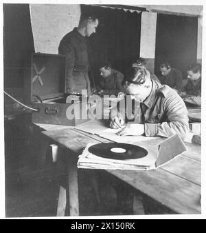 DANS Un CENTRE DE FORMATION PRIMAIRE, IRLANDE DU NORD - 'test d'aptitude Morse' , armée britannique Banque D'Images