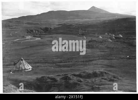 TROUPES BRITANNIQUES ET CANADIENNES EN ISLANDE - les Lincolns montent la garde à Akureyri , armée britannique Banque D'Images