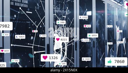 Image des icônes et numéros des médias sociaux et réseau de connexions sur des serveurs informatiques Banque D'Images